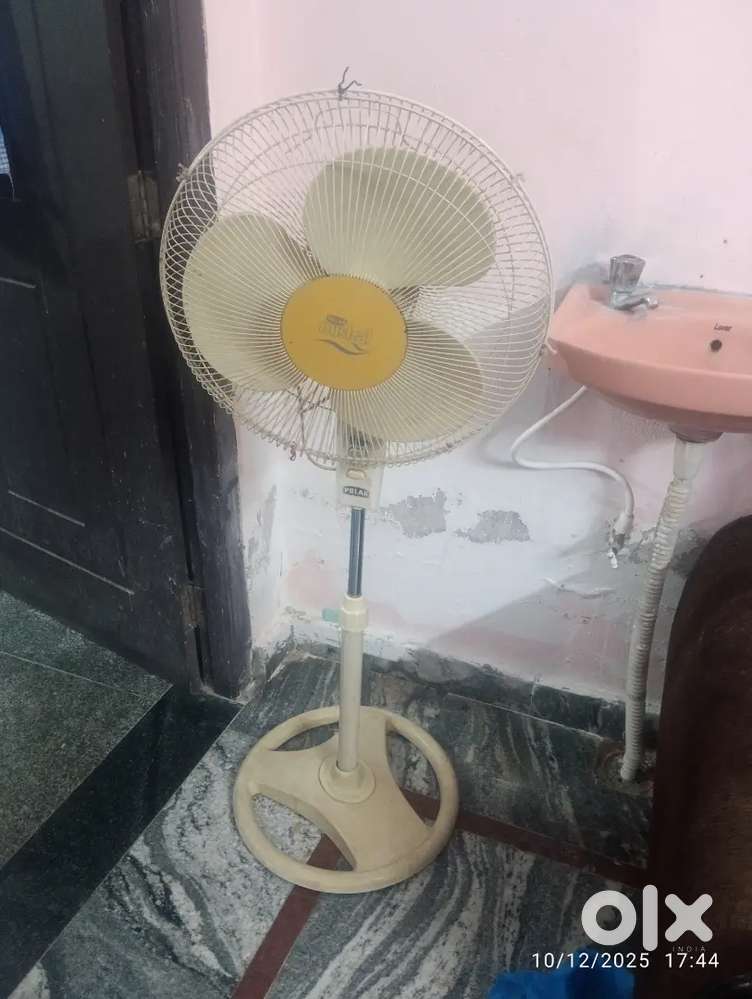 Table fan second hand running condition