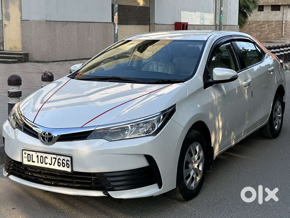 Toyota Corolla Altis 1.8 J, 2017, Petrol