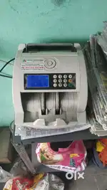 Cash counting machine