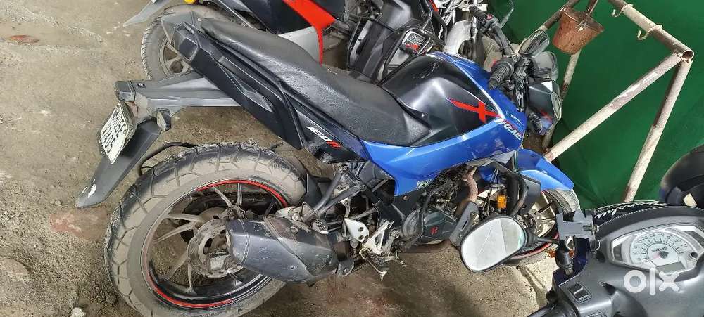 Xtreme 160R model 2022 First Owner all paper clear