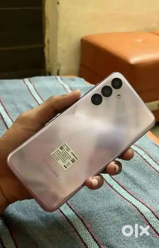 Samsung F15 5g (6,128)