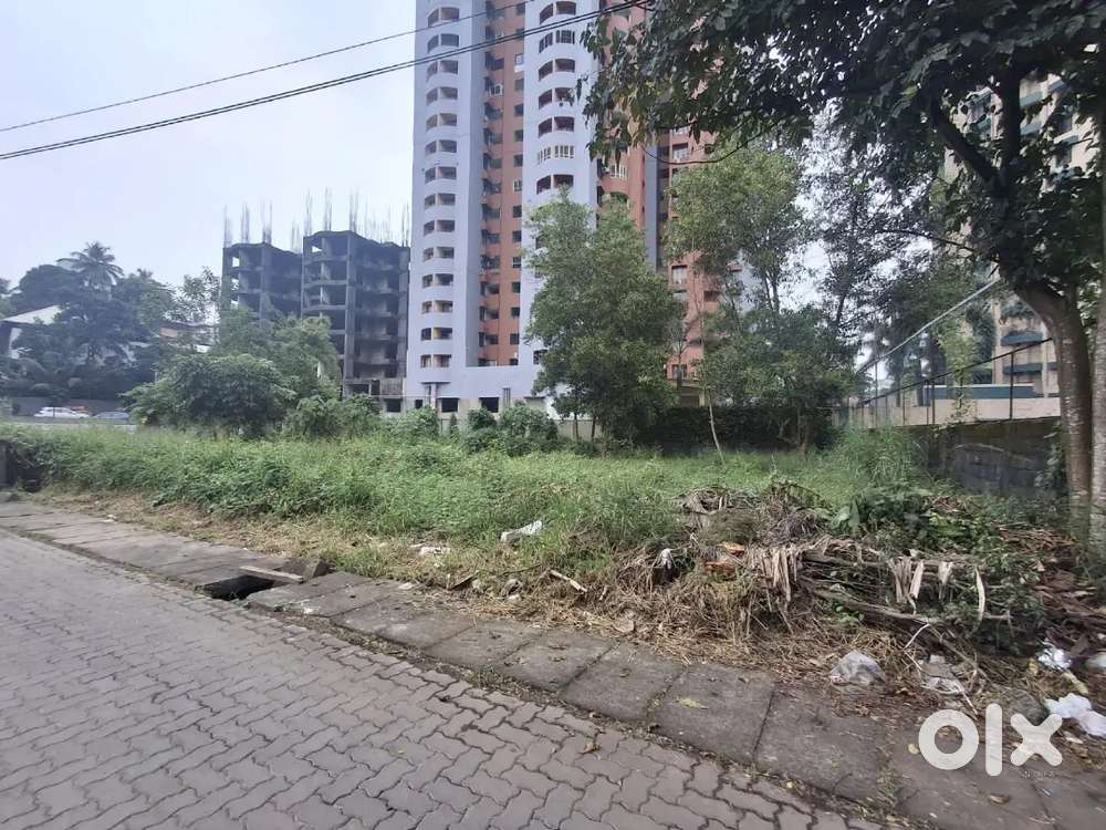 10.4 CENT RESIDENTIAL PLOT FOR SALE AT KAKKANAD