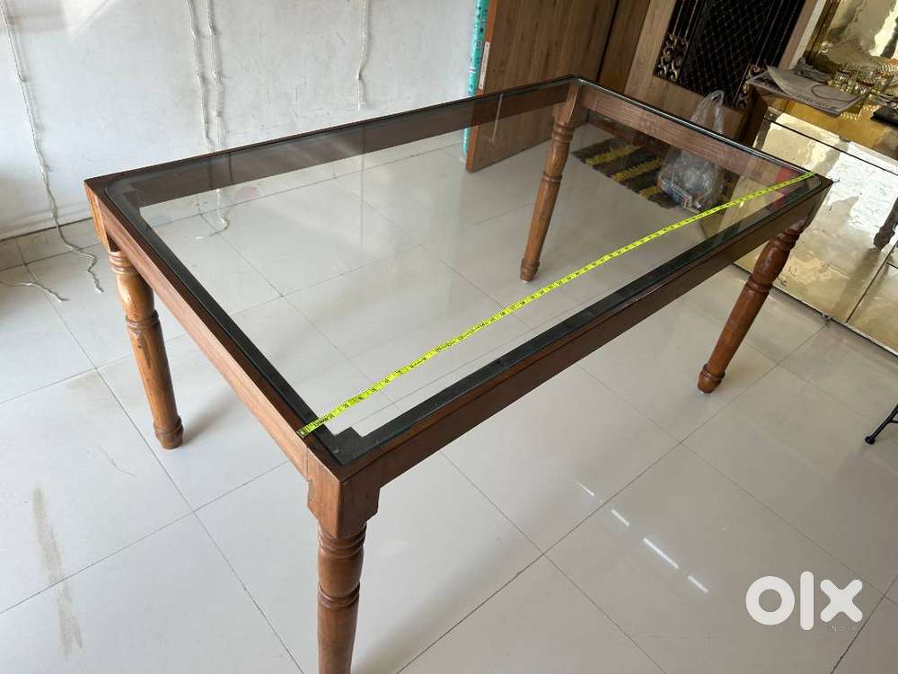 Saagwan/Teak wood Dining table with toughened glass top in Goregaon(w)