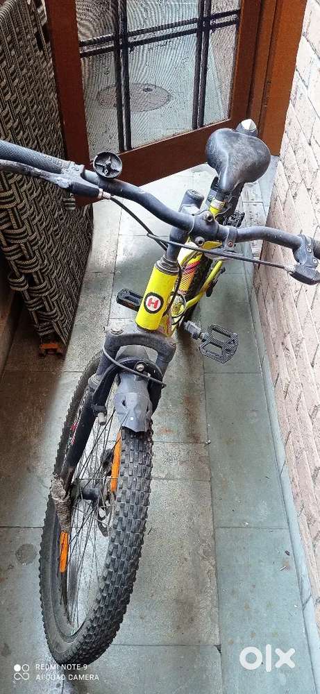 Hero cycle 22 inch looking new