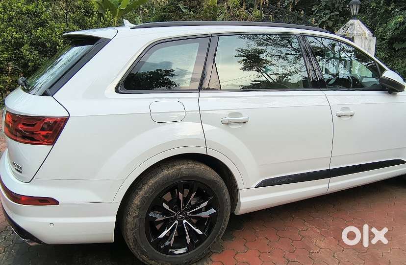 Audi Q7 2020 Diesel Well Maintained