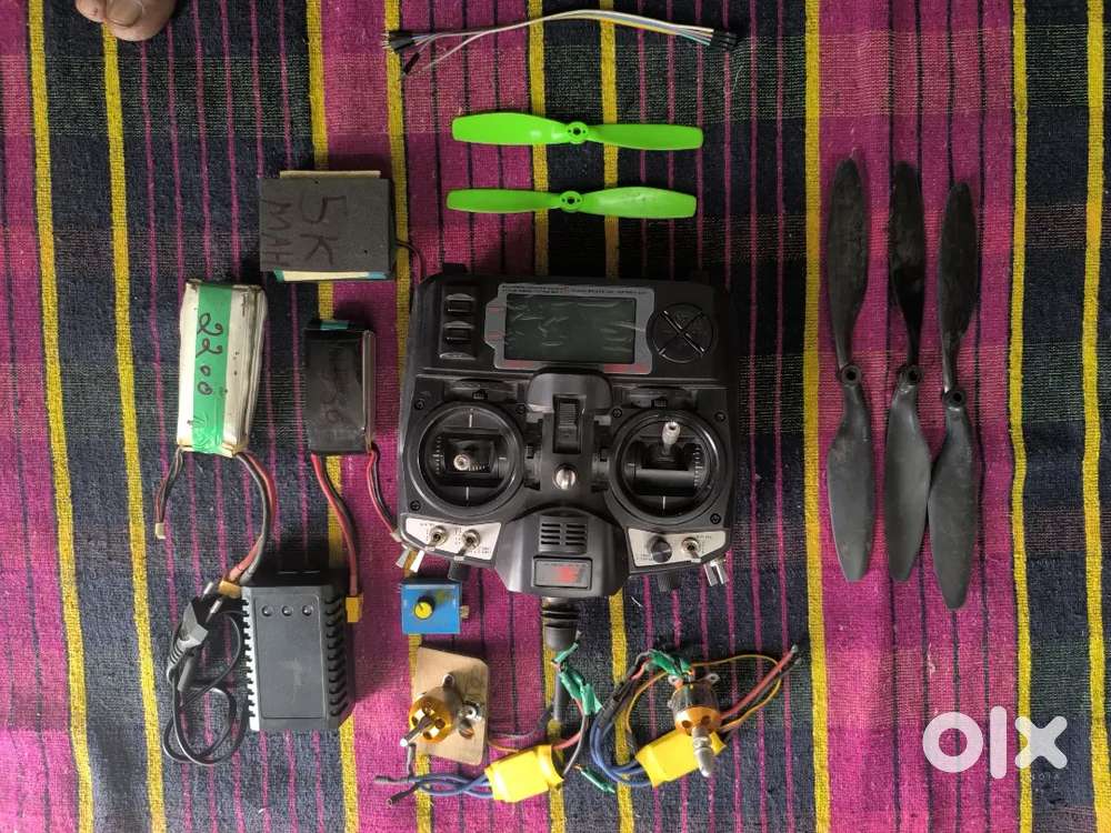 Fly sky transmitter th9x 10 chennal 2lipo battery orignal etc
