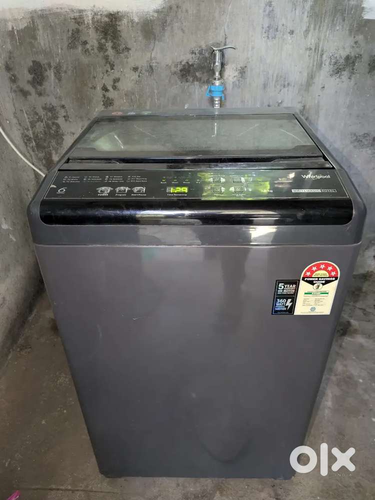Whirlpool Fully Automatic Washing Machine - Only 8 Months Old!