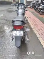 Honda shine 2011 ,40-45 avarage, smooth drive