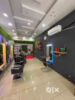 Royal star unisex salon