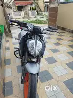 Duke 200 good condition super condition showroom condition