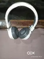 This is new condition head phone wireless