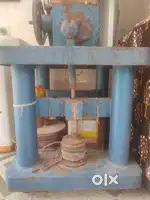 डोना पत्तल सेमी ऑटोमैटिक मशीन