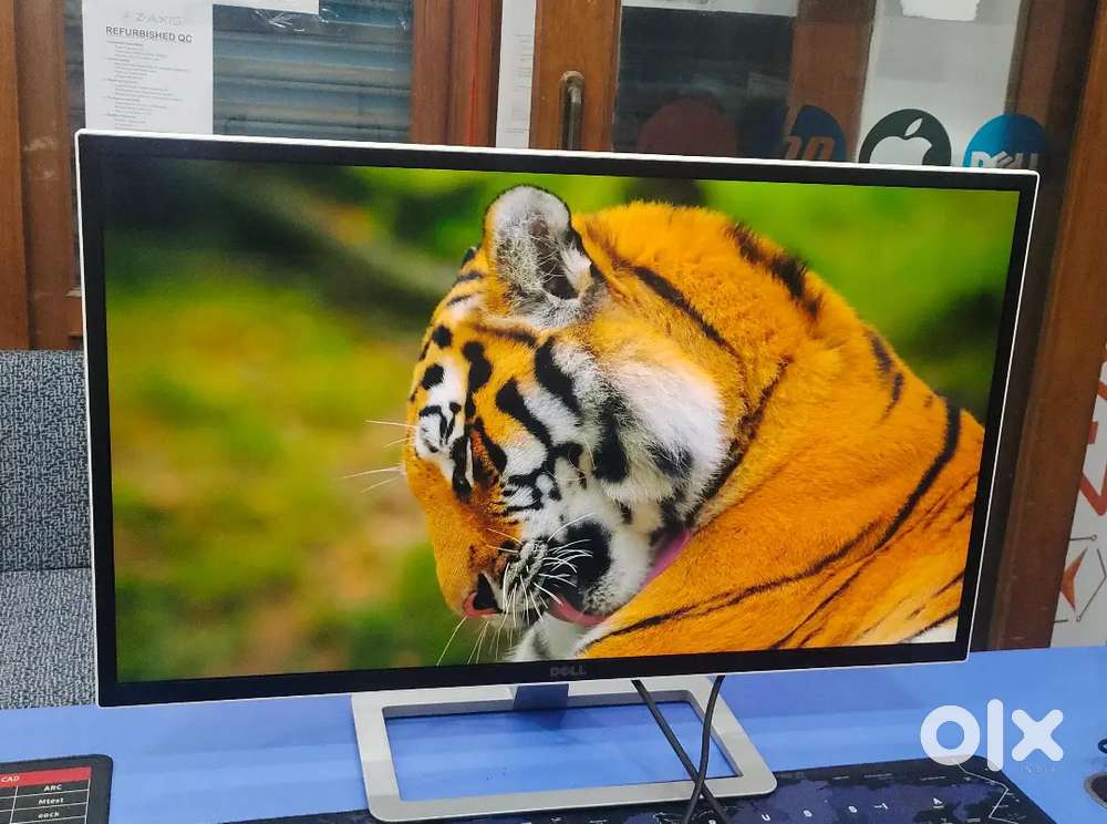 Used Dell D3218hn Monitor: 32inch Full Hd Ips Panel