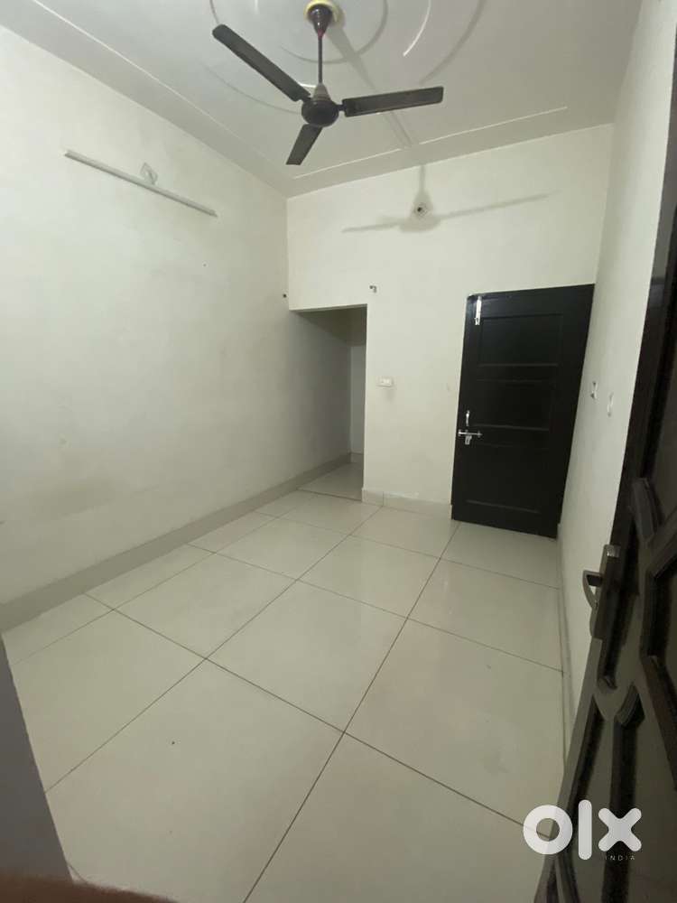 Residential property available for family in Jawahar Nagar