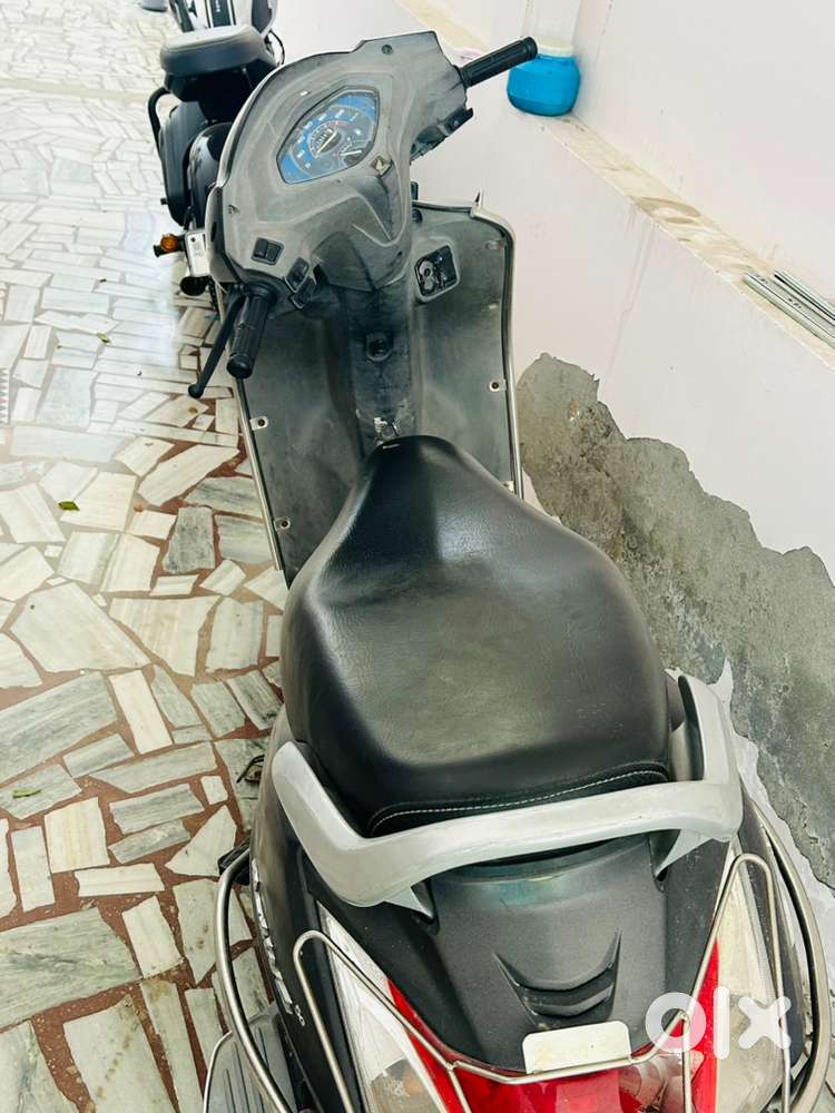 Activa 5g  all ok good condition.