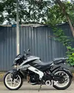 PULSAR NS 200