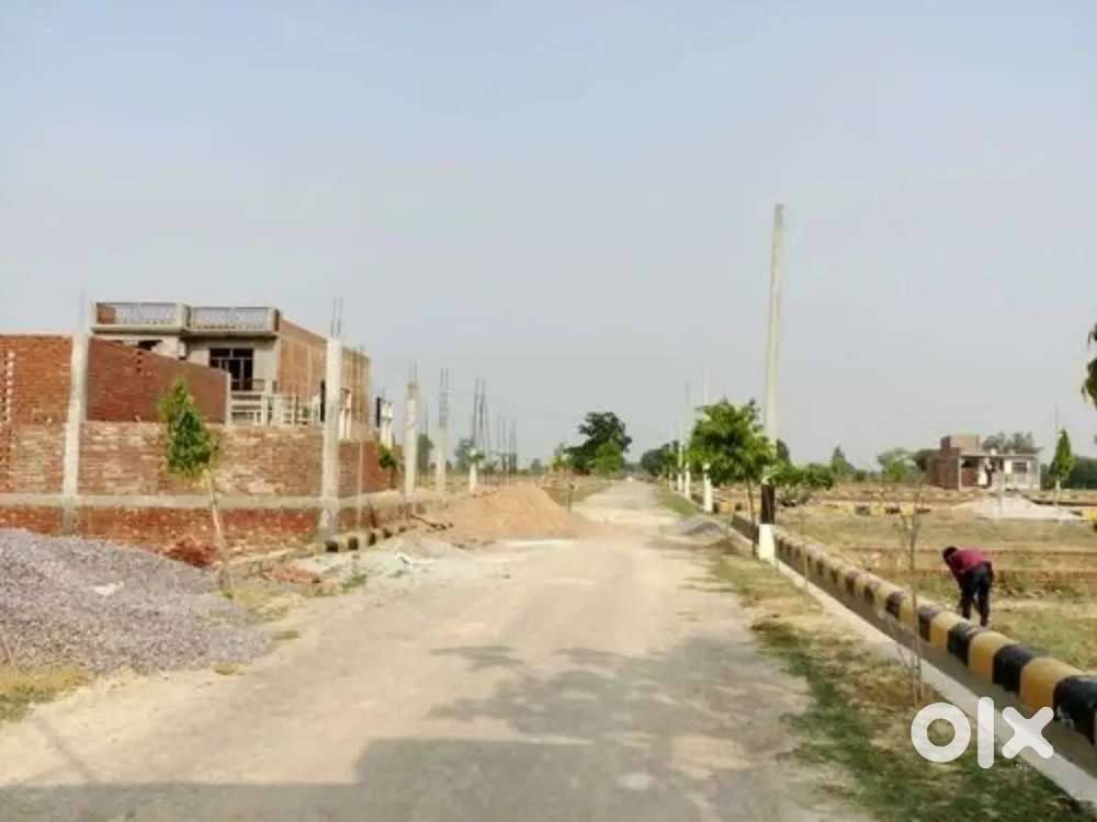 Lucknow Gosaiganj Market ke pass approved society me awasiy plot