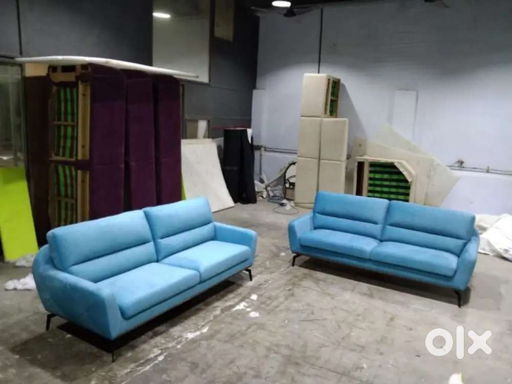 3+2 sofa set available in starf furniture