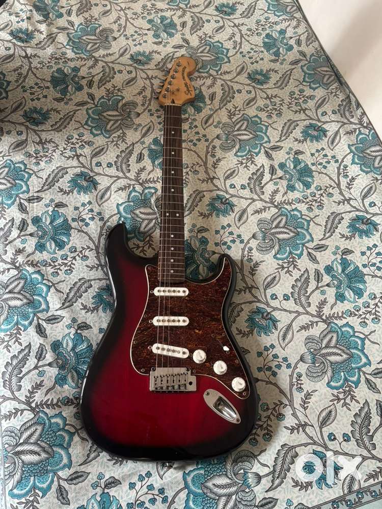 Squier Stratocaster-Rs 10,000