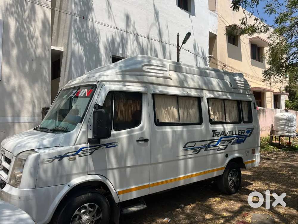 Tempo traveller