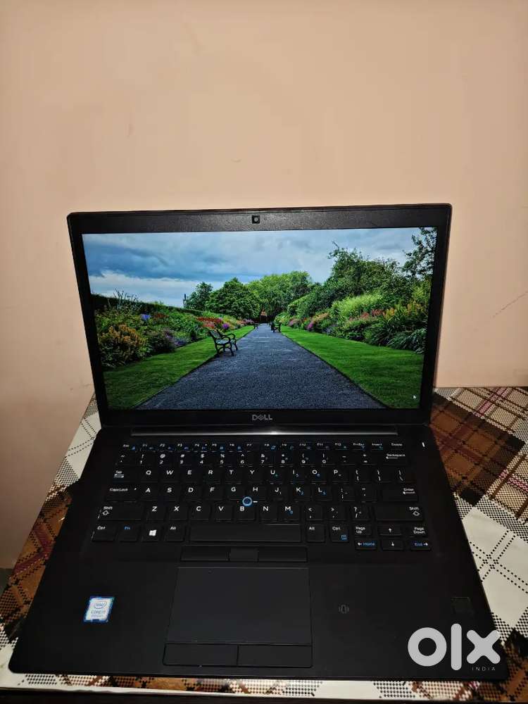 Dell latitude 7490 i7-8thGen 16GB ram 256gb SSD nvme