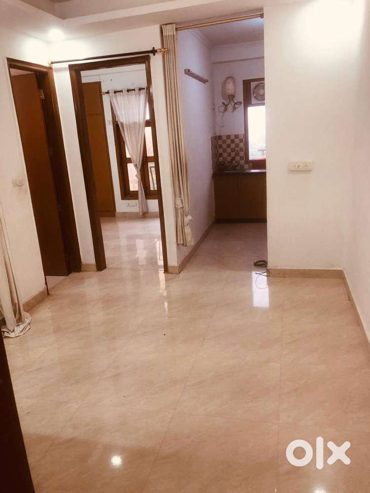 RENTED 2bhk b block freedom fighter saket