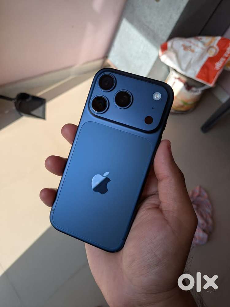 iPhone 17 Pro 512GB Deep Blue-1 month old + with 2 year Apple Care+