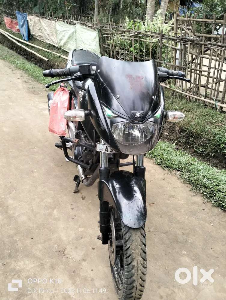 Pulsar 180  Model 2010 self stud no kick