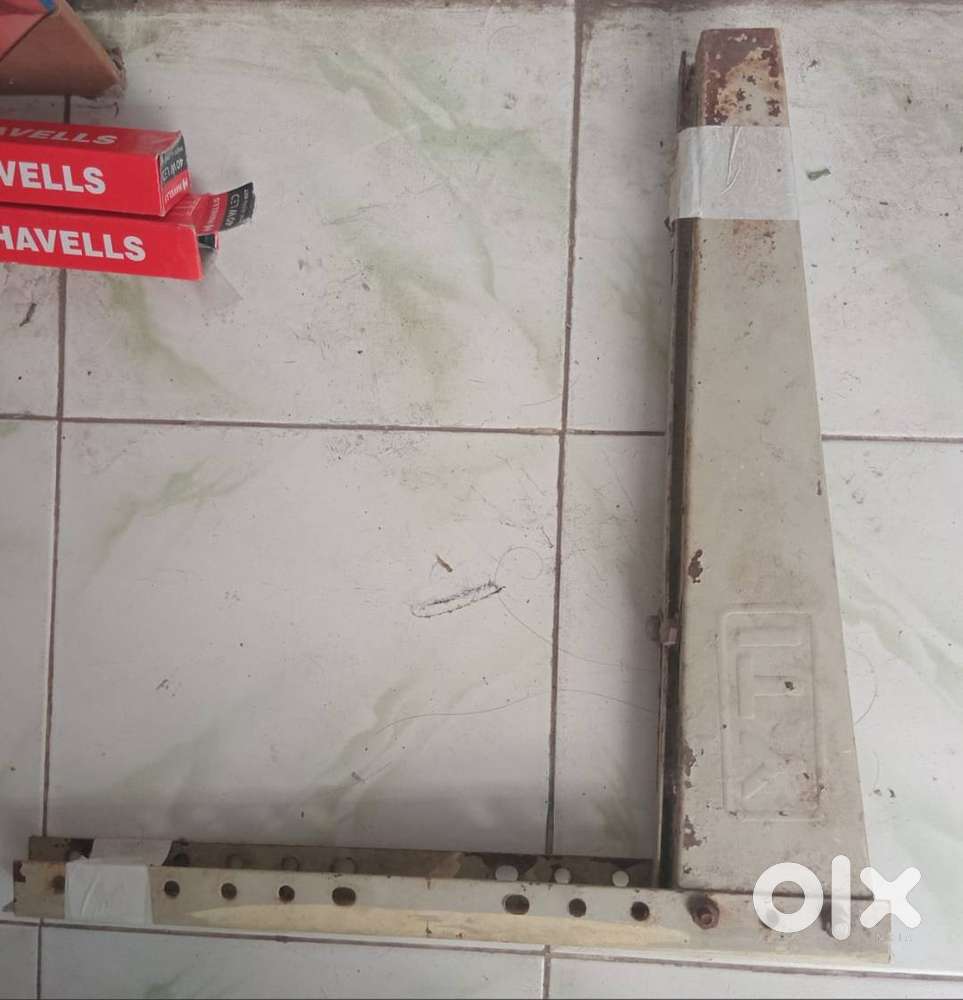 YTI Classic Wall Mount Bracket For AC