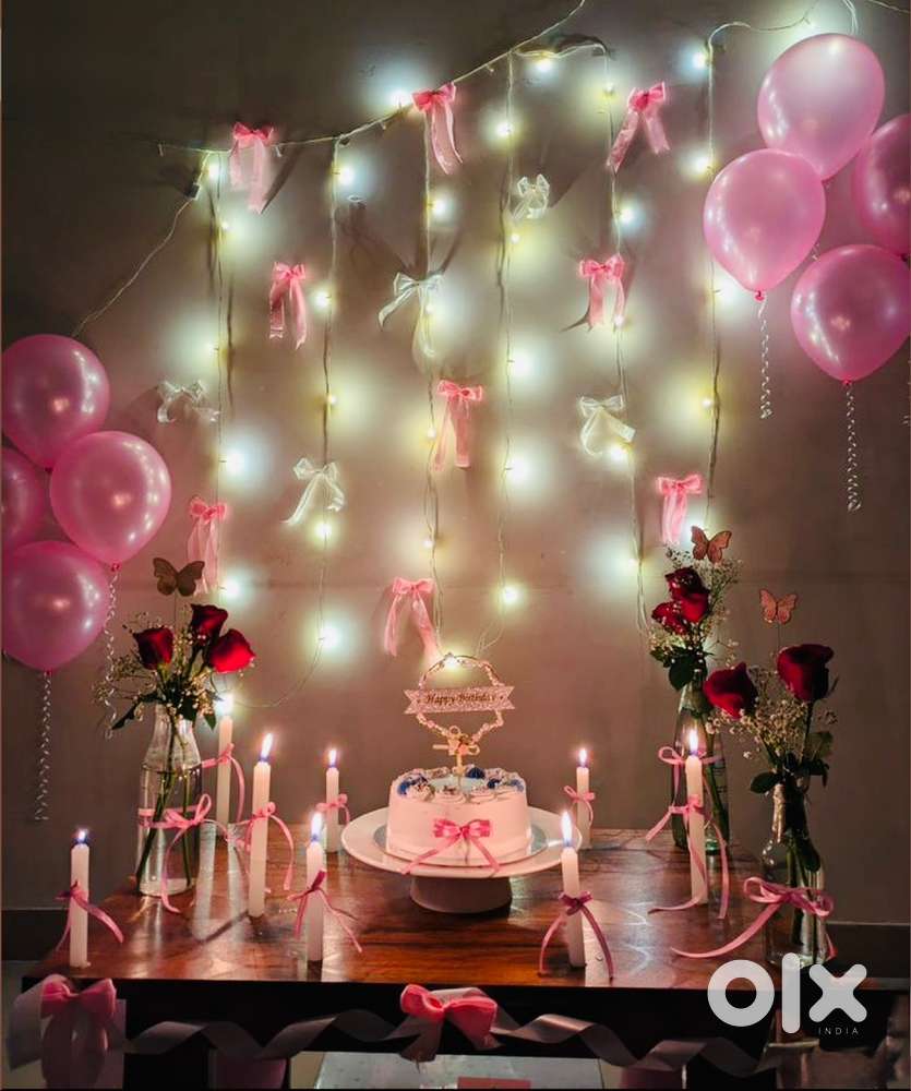 Waiter chaiye service ke liye