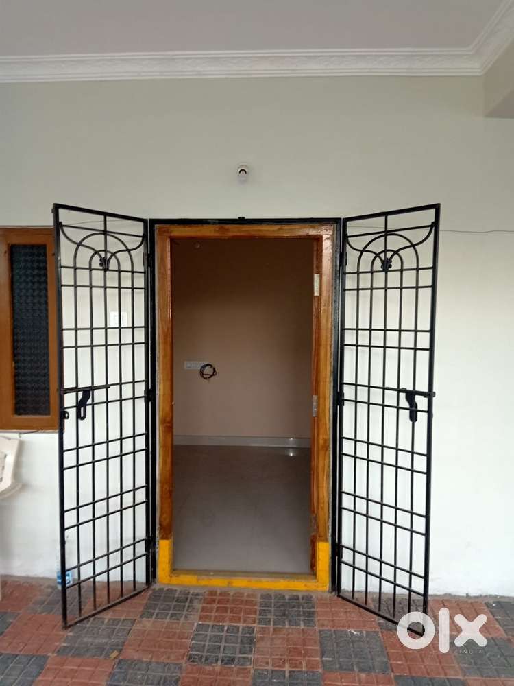 Group house for rent 5000