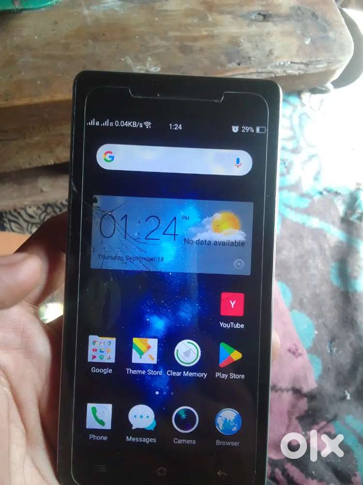 Oppo a33f price ₹700 and display broken infocus only ₹200