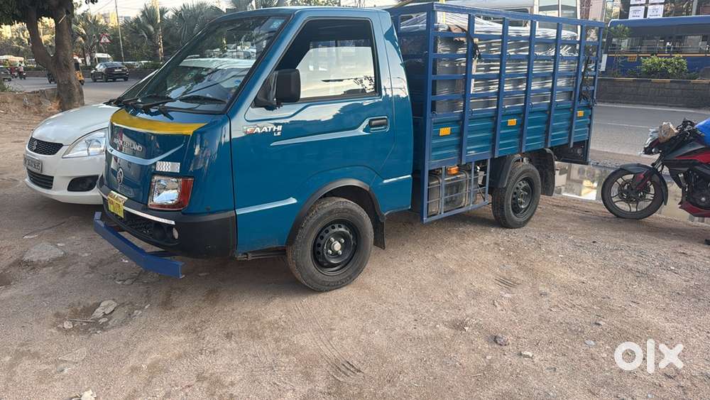 Looking driver for tata Ace trolly