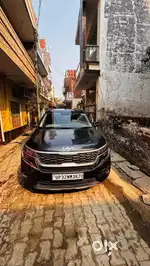 Kia Seltos 2023 Petrol 18700 Km Driven