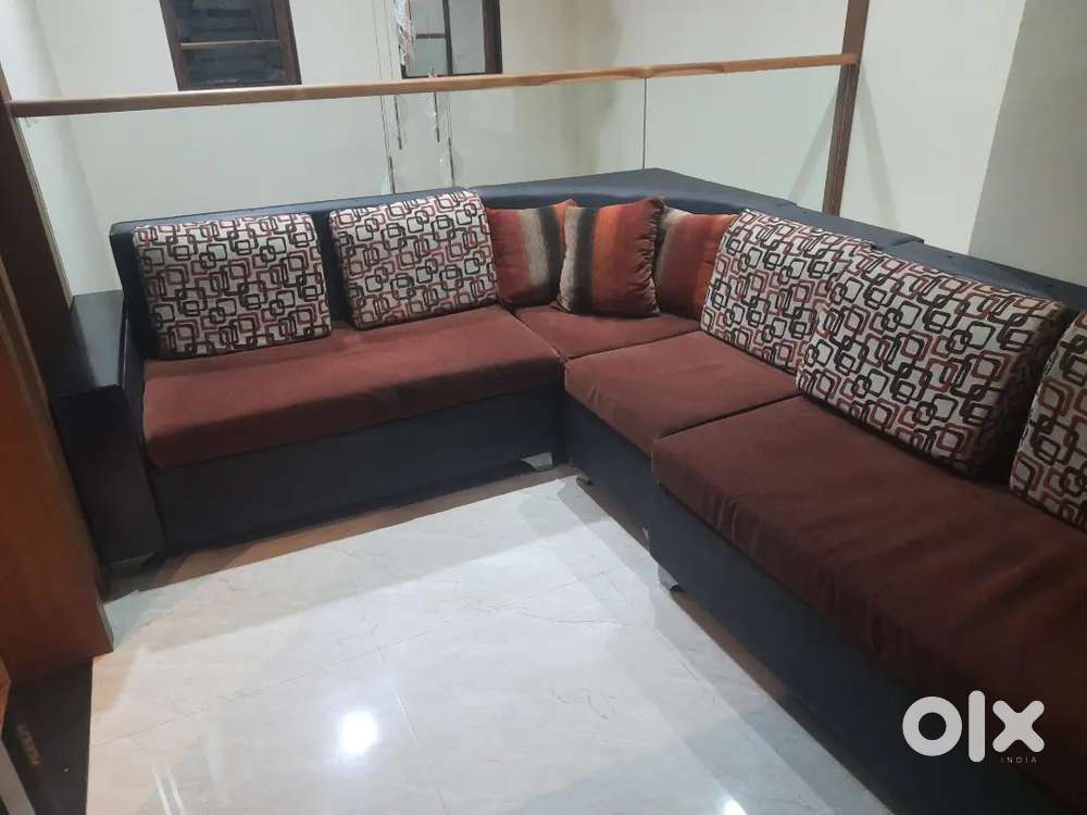 sofa for sell