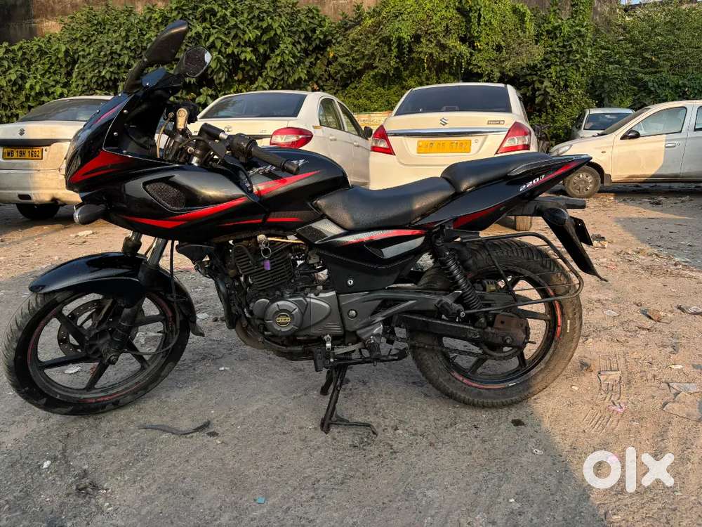 Pulsar 220 SF
