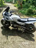 Pulser 220