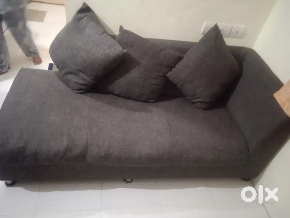 L tapi sofa set