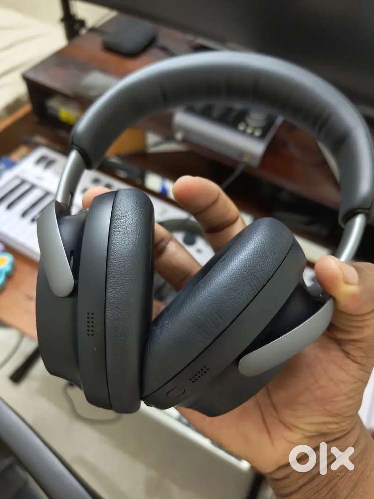 Boss QuietComfort Ultra (Brand New)
