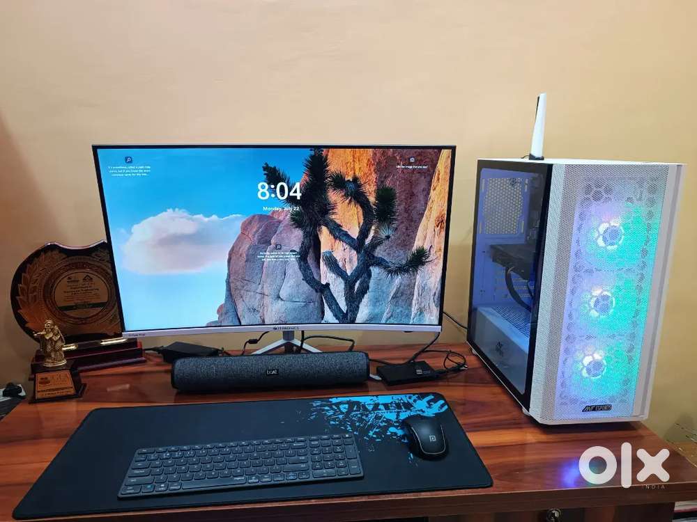 Selling my Premium desktop gaming/multitasking/coding work