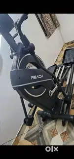 elliptical cross trainer