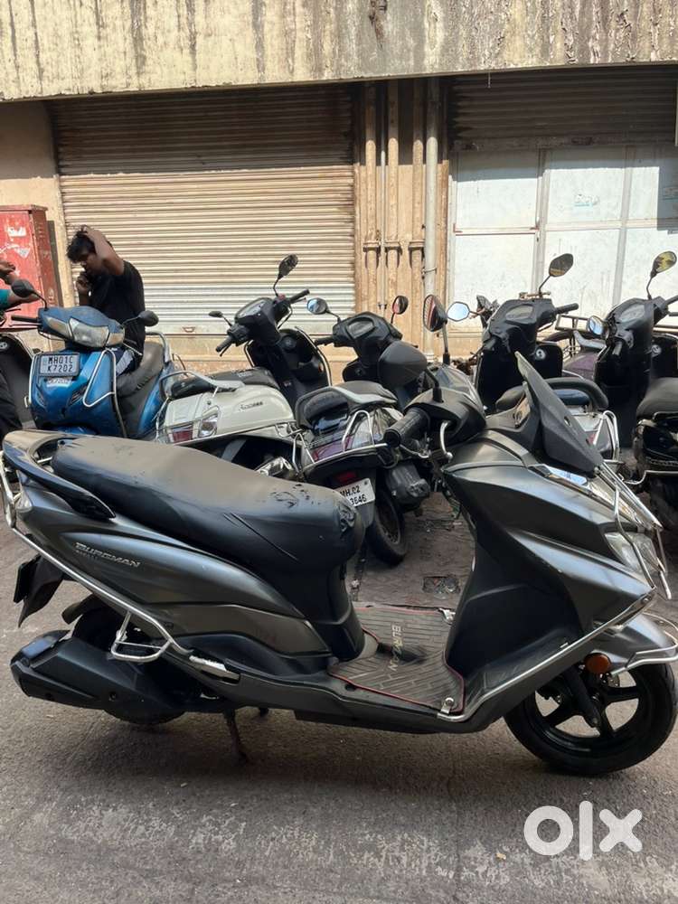 Burgman street 125 combined Brake