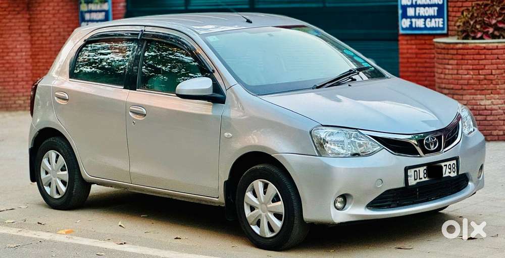 Toyota Etios Liva 2011-2012 G, 2013, Petrol