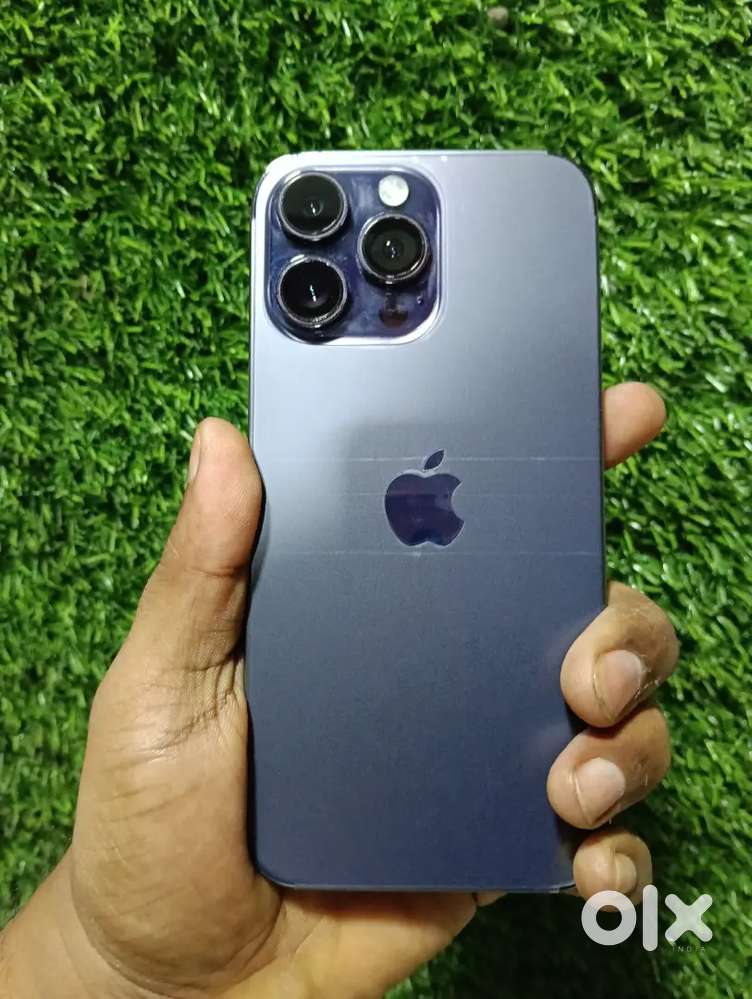 iPhone 14 pro black 256 BH 95% condition 99%