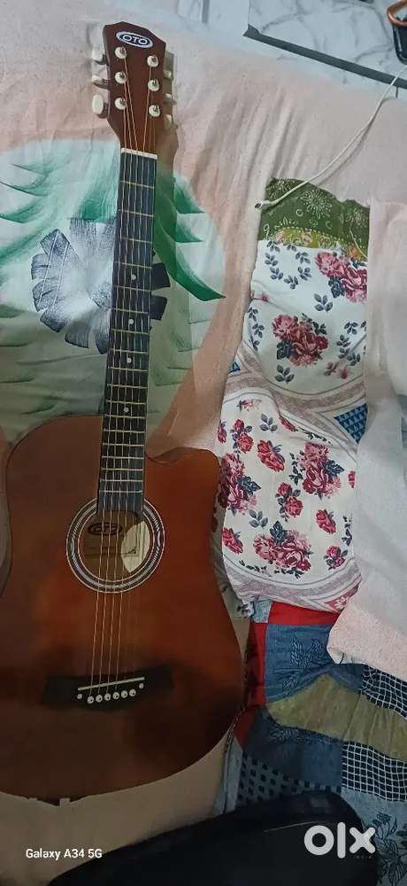 Guitar new condition