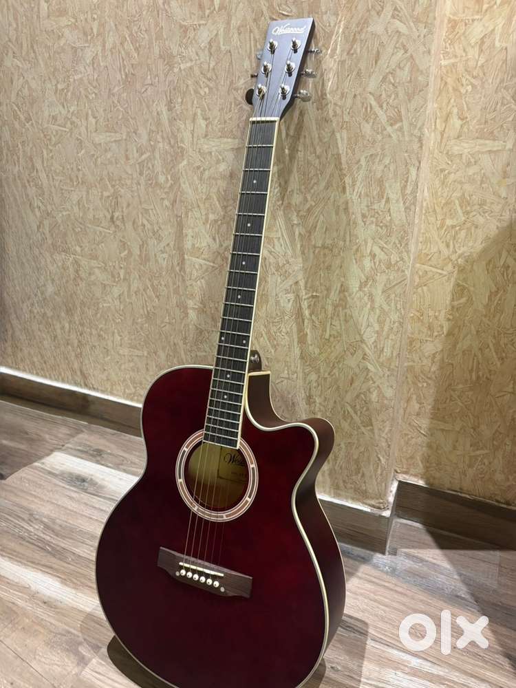 Westwood WD4000CT Acoustic Guitar – Like New + Cover & Picks