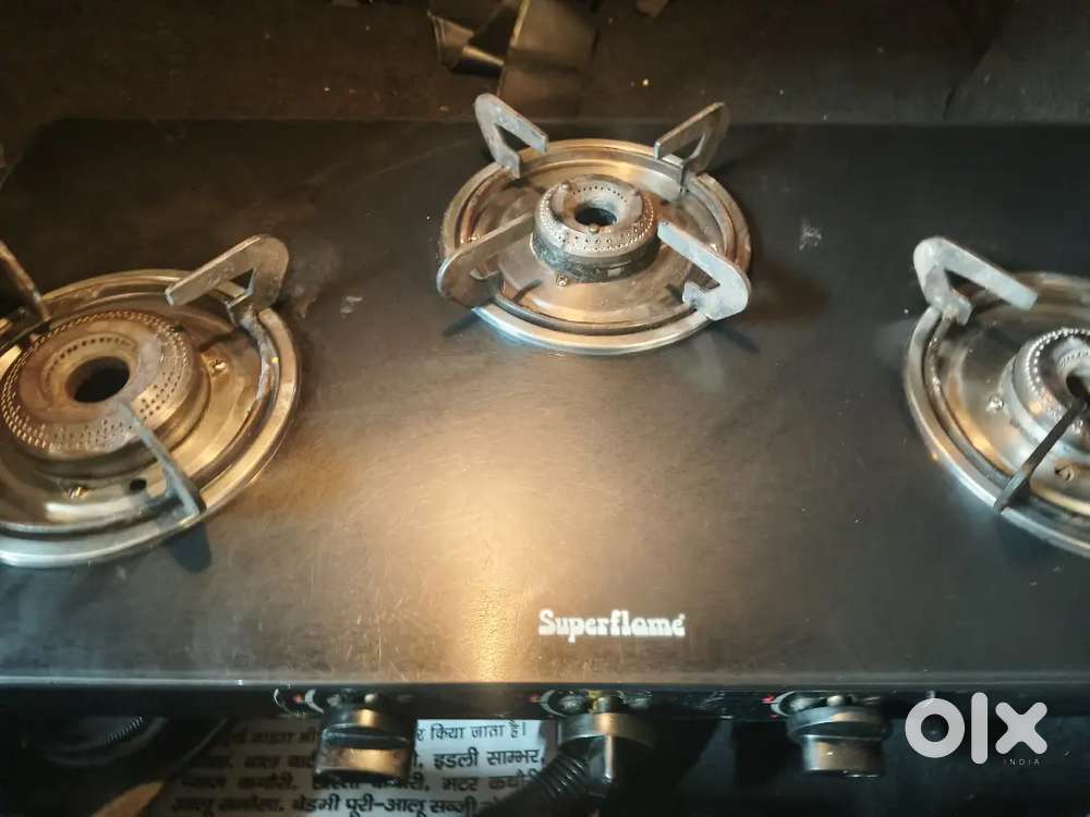 3 burner Gas stove Fully working