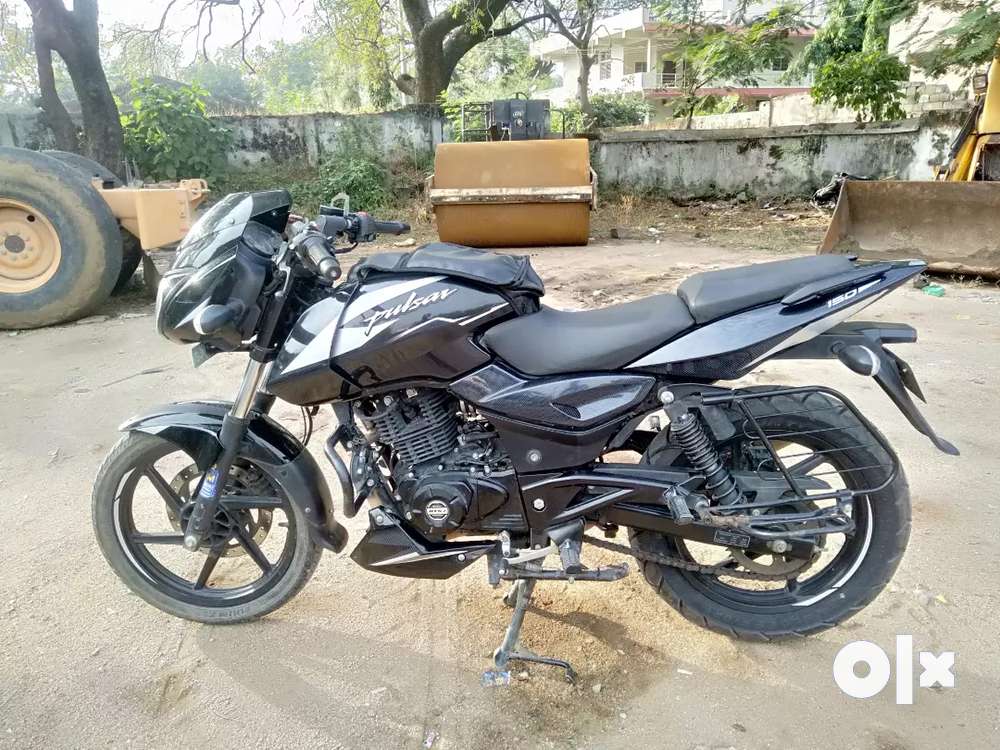 Pulsar 150 with double disc