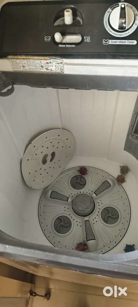 Semi automatic LG washing machine for sale