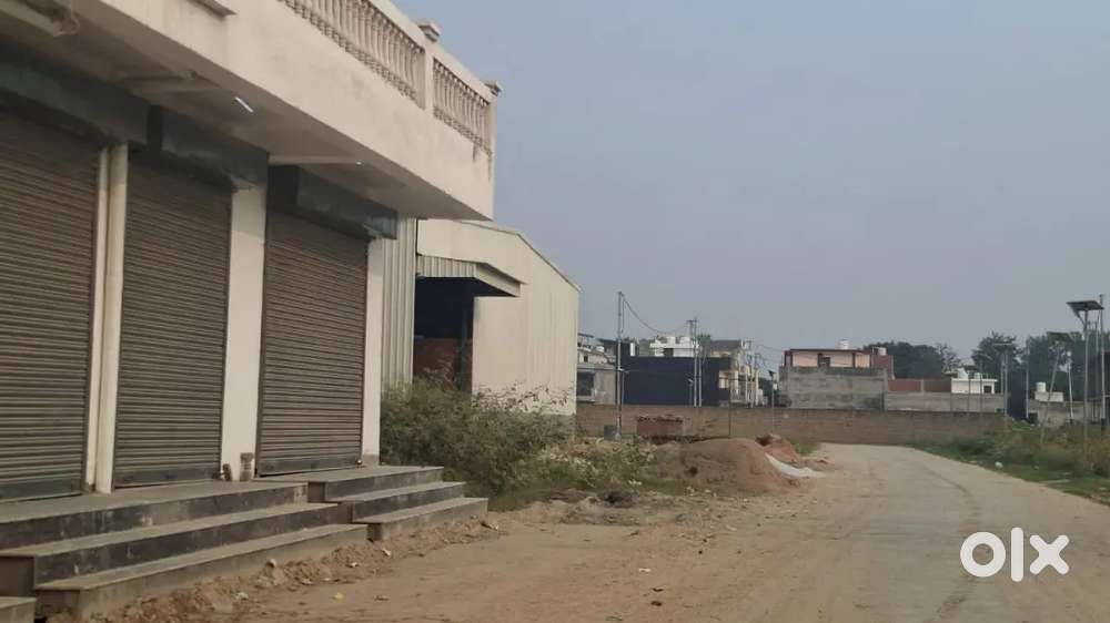 200 sqft shop ready to move on road